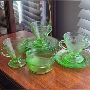 Rare Set Clover Leaf Bowl Uranium Dish Bundle